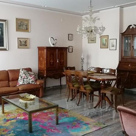 Giove Apartment Mestre Bagian luar foto